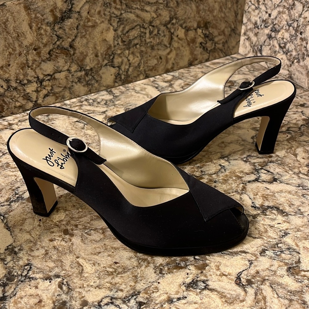 Just Libbiy black platform/ heel open toe shoe size 7.5